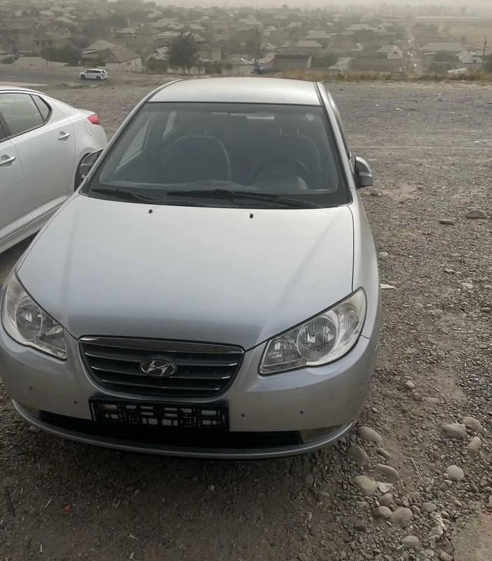 Лобовое стекло на Hyundai Avante